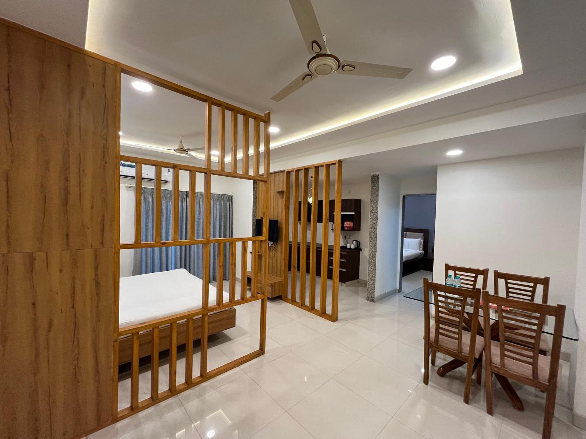 Hotel Shri Radha Nikunj - Opposite Prem Mandir Vrindāvan Exterior photo